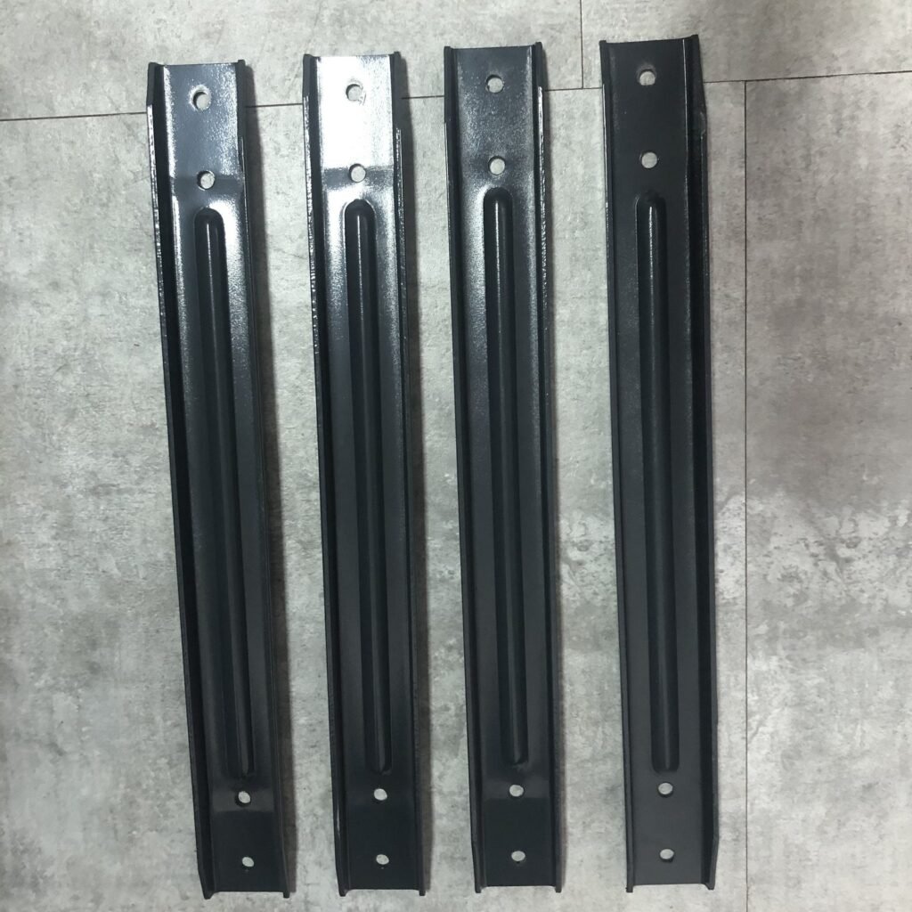 Feeder Slats and Conveyor Bars - LEVON Machinery